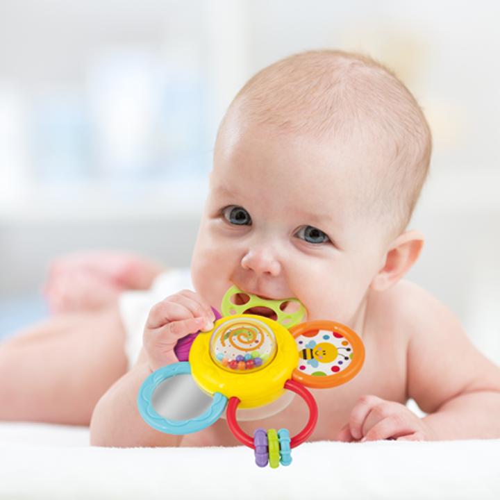Daisy Spin Rattle ‘N Teether Winfun
